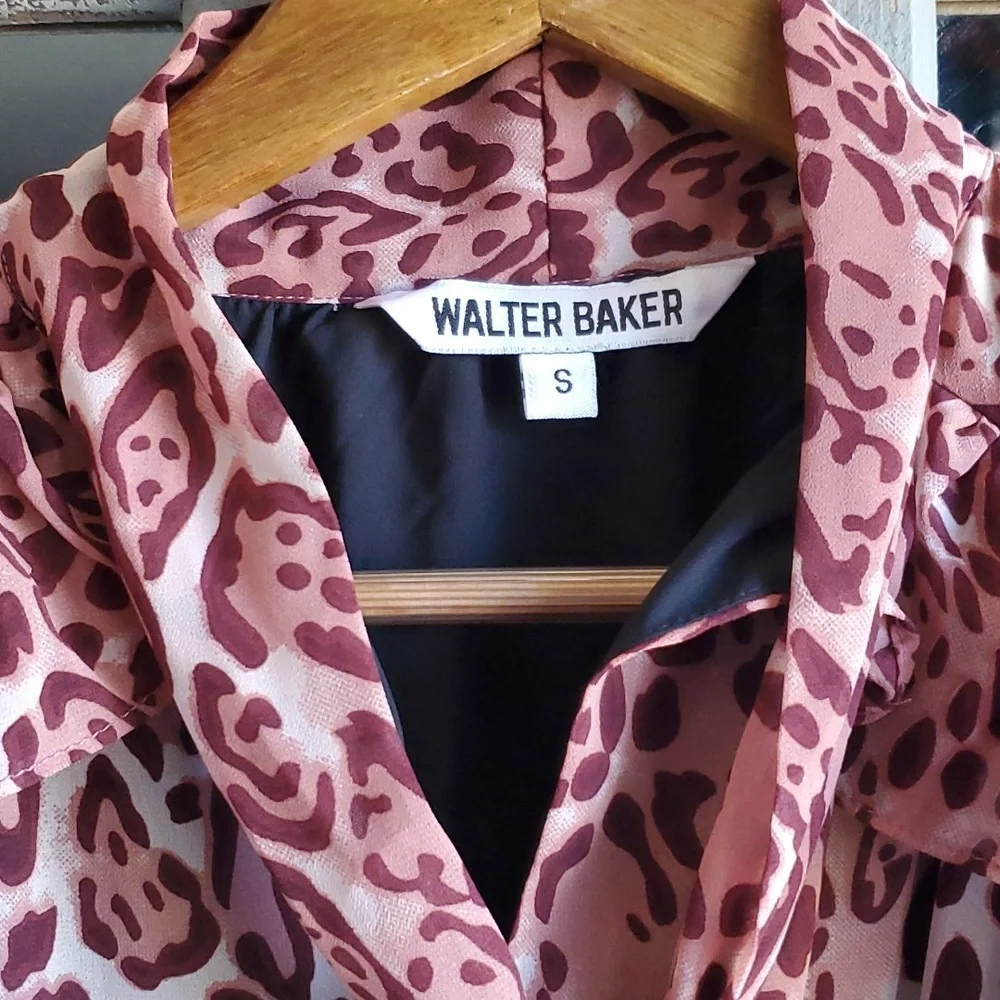 Walter Baker Animal Print Blouse. Size small - Picture 2 of 7
